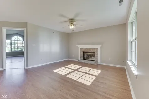 7711 Germander Lane Indianapolis IN 46237