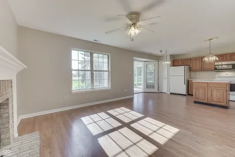 7711 Germander Lane Indianapolis IN 46237
