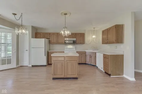 7711 Germander Lane Indianapolis IN 46237