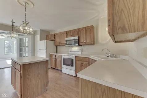 7711 Germander Lane Indianapolis IN 46237