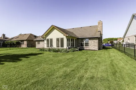 7711 Germander Lane Indianapolis IN 46237