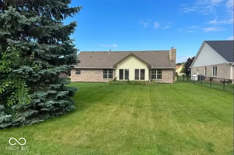 7711 Germander Lane Indianapolis IN 46237