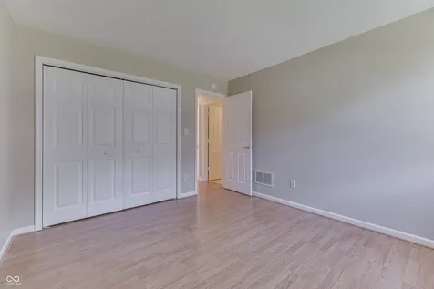7711 Germander Lane Indianapolis IN 46237