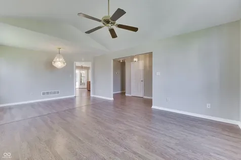 7711 Germander Lane Indianapolis IN 46237