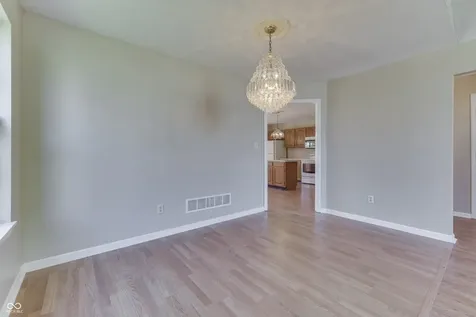 7711 Germander Lane Indianapolis IN 46237