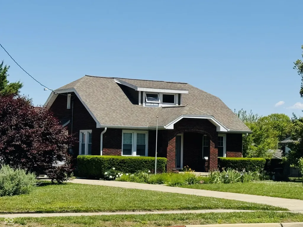 2722 17th Street Columbus IN 47201
