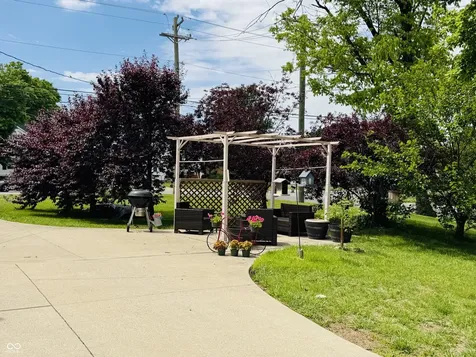 2722 17th Street Columbus IN 47201