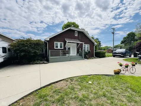 2722 17th Street Columbus IN 47201