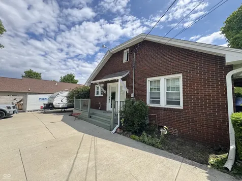 2722 17th Street Columbus IN 47201
