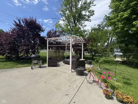 2722 17th Street Columbus IN 47201