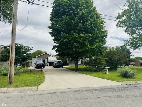 2722 17th Street Columbus IN 47201