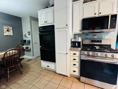 2722 17th Street Columbus IN 47201