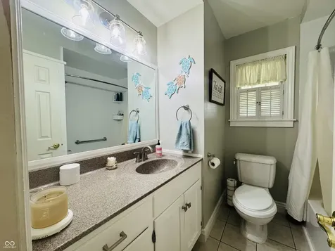 2722 17th Street Columbus IN 47201