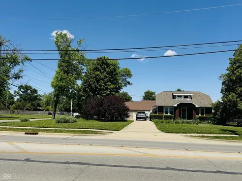 2722 17th Street Columbus IN 47201