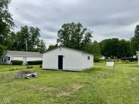 5066 Adkins Street Columbus IN 47201