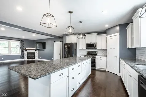 2851 N Franklin Street Greenfield IN 46140