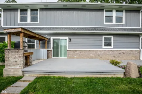 2851 N Franklin Street Greenfield IN 46140