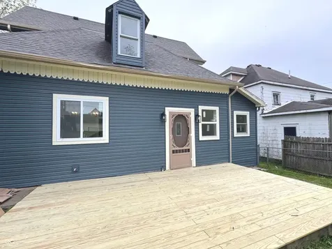411 N Perkins Street Rushville IN 46173