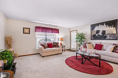 1763 Wellesley Lane Indianapolis IN 46219