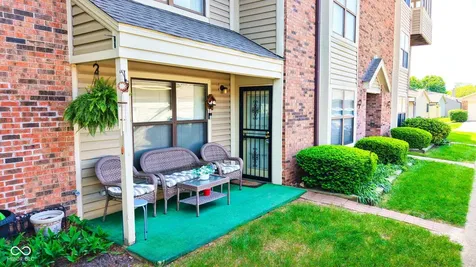1763 Wellesley Lane Indianapolis IN 46219