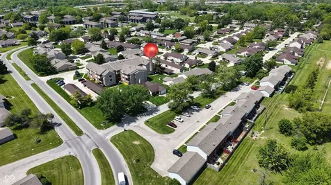 1763 Wellesley Lane Indianapolis IN 46219