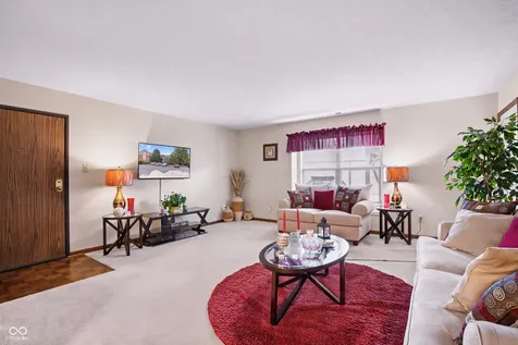 1763 Wellesley Lane Indianapolis IN 46219