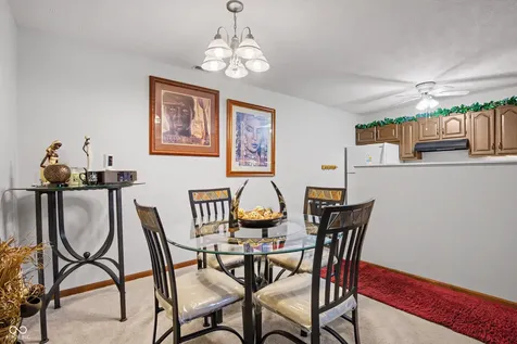 1763 Wellesley Lane Indianapolis IN 46219