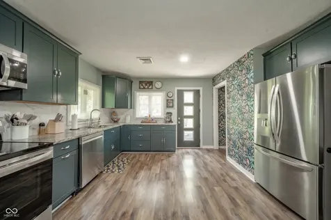 2513 W 300 S Shelbyville IN 46176
