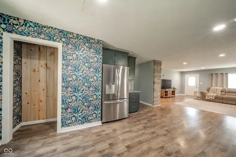 2513 W 300 S Shelbyville IN 46176