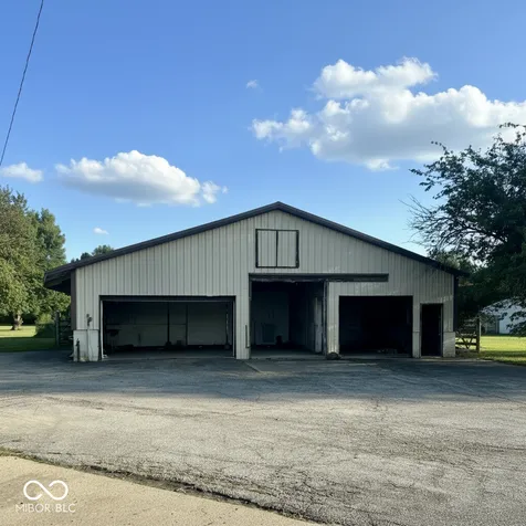 2513 W 300 S Shelbyville IN 46176