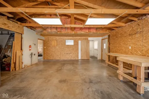 2513 W 300 S Shelbyville IN 46176