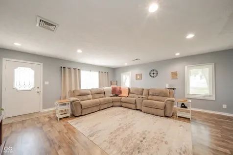 2513 W 300 S Shelbyville IN 46176