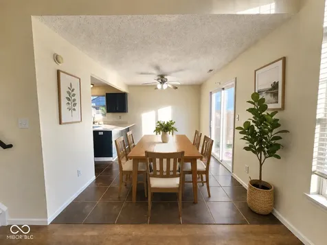 5425 Powder River Court Indianapolis IN 46221