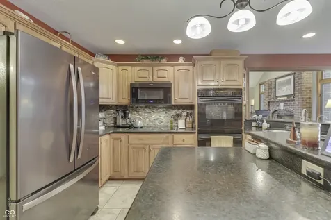 7718 Ashtree Drive Indianapolis IN 46259