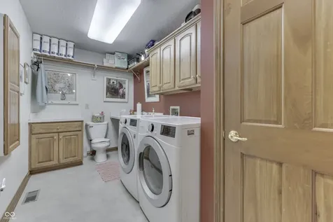7718 Ashtree Drive Indianapolis IN 46259