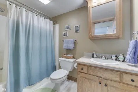 7718 Ashtree Drive Indianapolis IN 46259