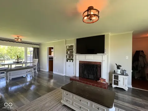 2071 S 600 W New Palestine IN 46163