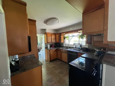2071 S 600 W New Palestine IN 46163