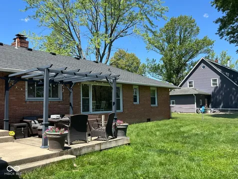 2071 S 600 W New Palestine IN 46163