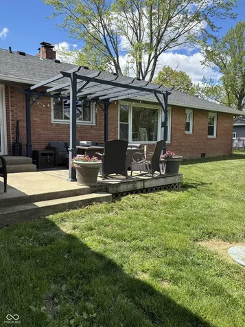 2071 S 600 W New Palestine IN 46163