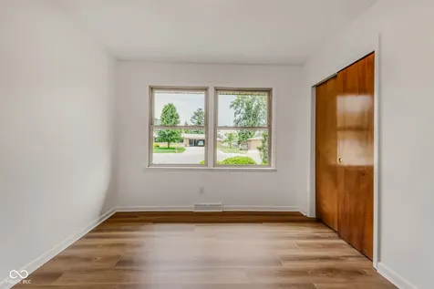 4515 W Mission Court Columbus IN 47203
