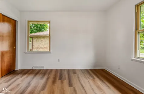4515 W Mission Court Columbus IN 47203
