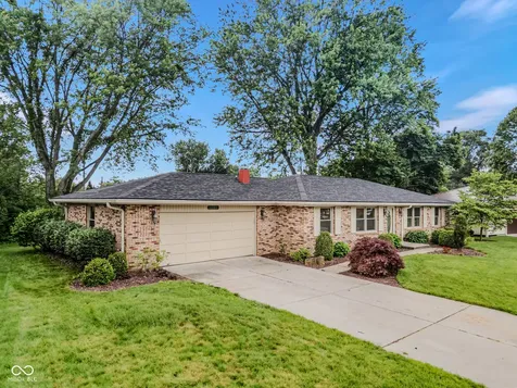 4515 W Mission Court Columbus IN 47203