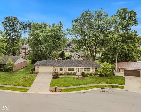 4515 W Mission Court Columbus IN 47203