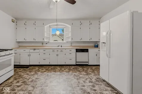 1902 Gilmore Street Columbus IN 47201