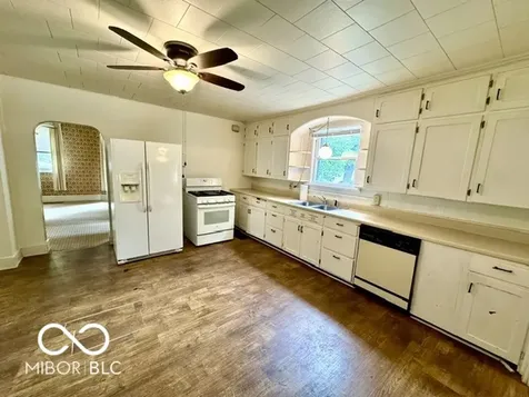 1902 Gilmore Street Columbus IN 47201