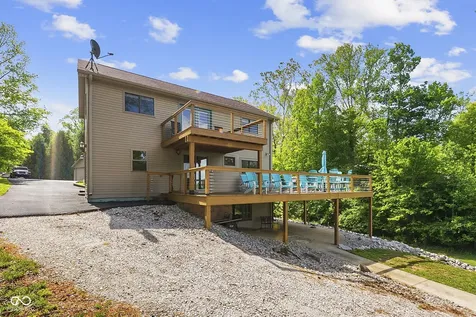1068 S Turnbow Drive Rockville IN 47872