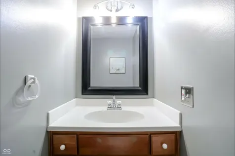 7633 Singleton Street Indianapolis IN 46227