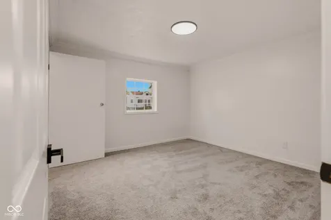 802 W Laurel Street Seymour IN 47274