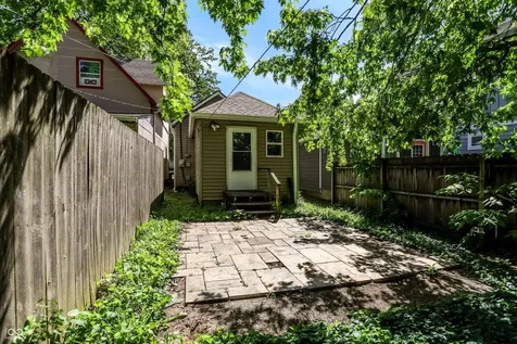 1202 Laurel Street Indianapolis IN 46203